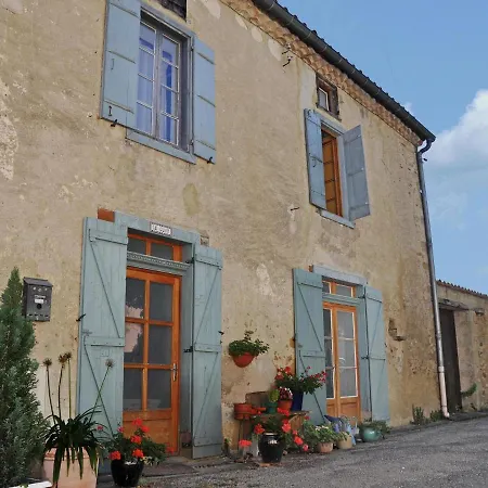 Dom wakacyjny La Maison Au Volets Bleu